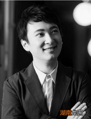 搜狐:新澳门王中王资料-律师：王思聪若拒养孩子或涉遗弃罪