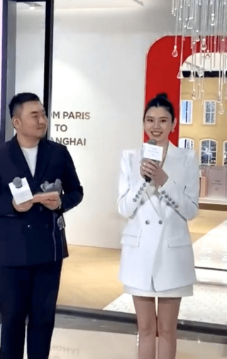 搜狐订阅：2024今晚澳门开特马-姜萍：梦想就是考大学