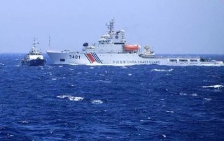 腾讯：2024澳门免费精准资料大全-现场画面：中国海警登检菲律宾船只