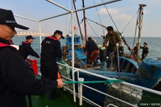 阿里巴巴:新奥资料免费精准-海警夺回被菲方盗走的中国渔民渔网