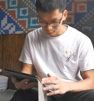 搜狐订阅：白小姐一肖一码今晚开奖-高考成绩公布前唐尚珺弹唱海阔天空