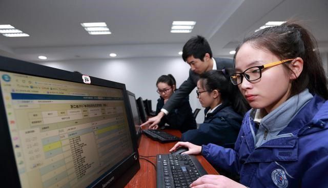 中新网:新澳门2024正版资料免费公开-夏季达沃斯论坛筹备工作就绪  第2张