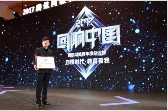 腾讯：澳门最精准正最精准龙门客栈-灰色和什么颜色搭配好看  第1张